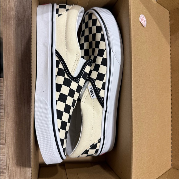 Vans Checkerboard Slip-On Wide - Picture 2 of 5